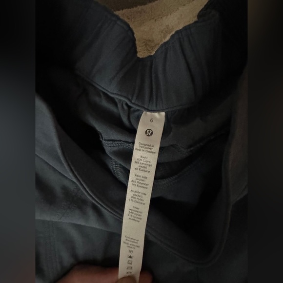 Lululemon Metropolis Maven High Waisted Pants - Picture 5 of 5